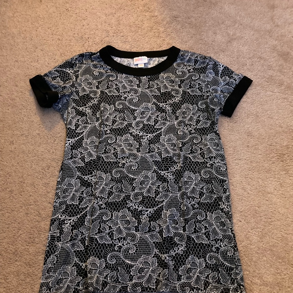 lula roe t shirt size xxs